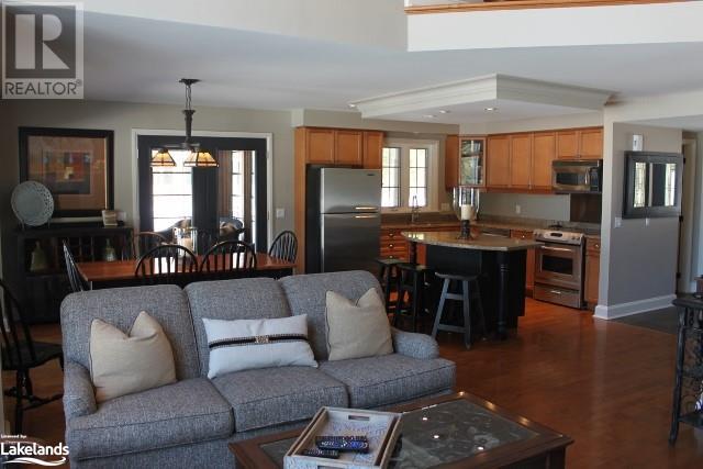 Listing 40393132 - Large Photo # 7