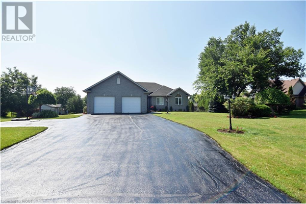 54 EMERALD Court, Belleville