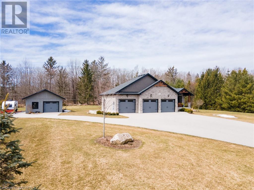 Listing 40393851 - Large Photo # 2