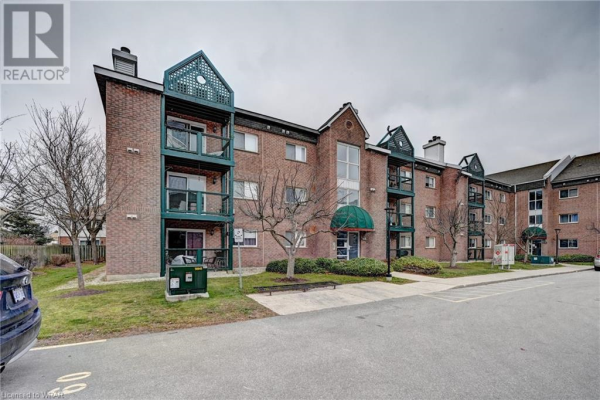 3085 KINGSWAY Drive Unit# 33, Kitchener