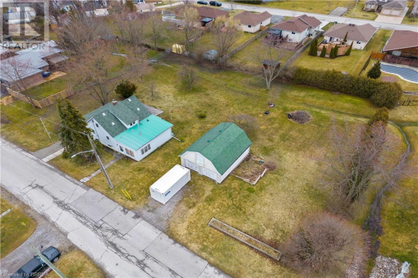 21 DAVIS Street, Jarvis