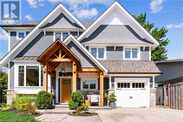 2223 WYANDOTTE Drive, Oakville