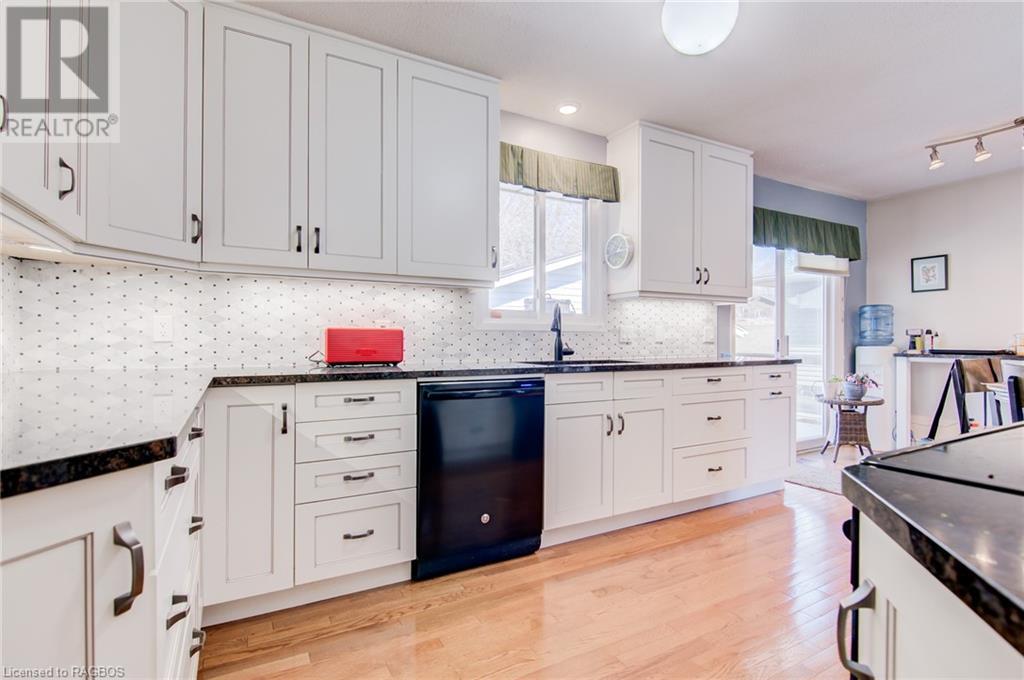 Listing 40397064 - Large Photo # 16