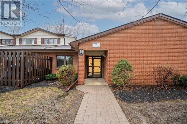 36 CHAMPLAIN Crescent Unit# 19, Peterborough