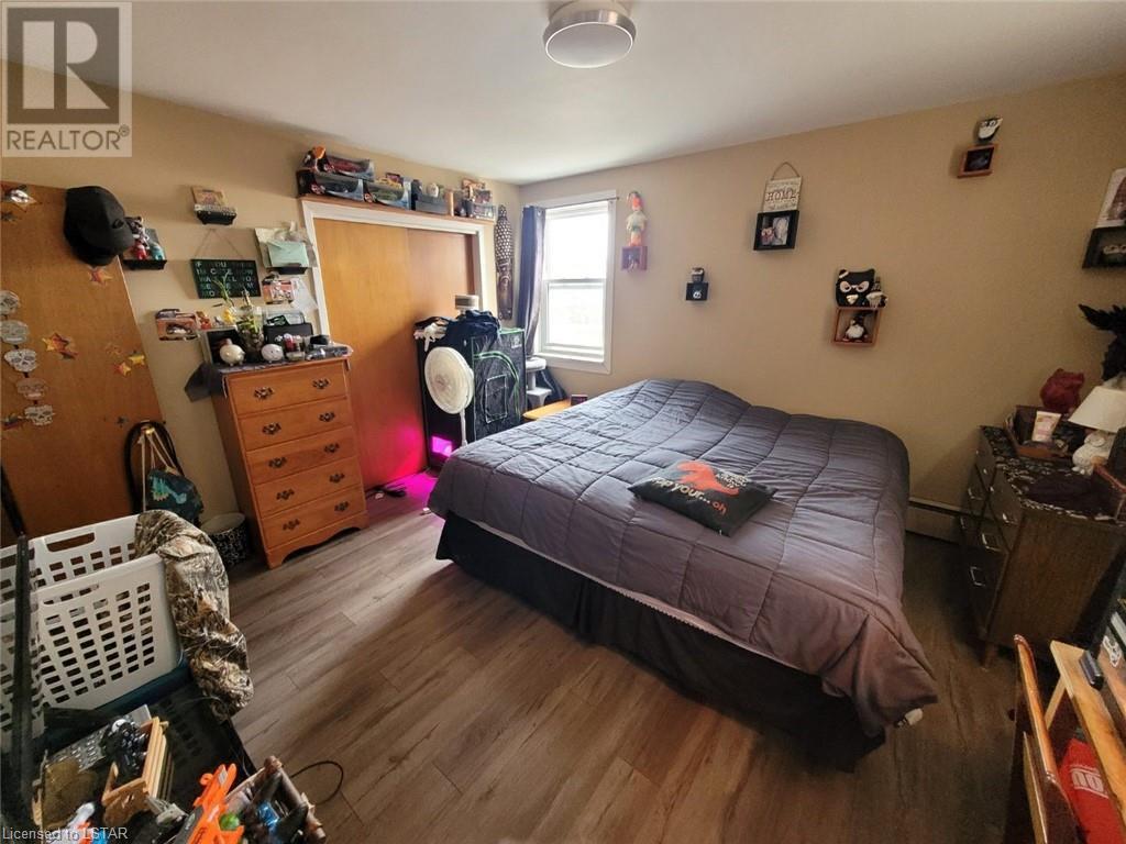 Listing 40398099 - Large Photo # 32
