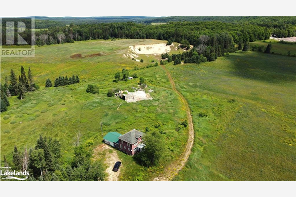 490 HWY 520, Burks Falls