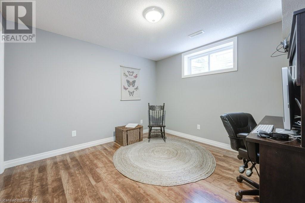 Listing 40399348 - Large Photo # 32
