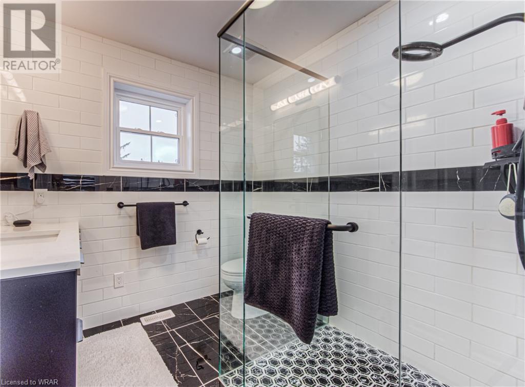 Listing 40399676 - Large Photo # 44