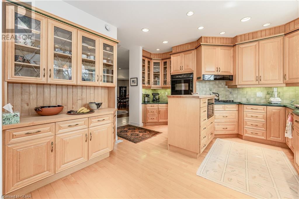 Listing 40399810 - Large Photo # 18