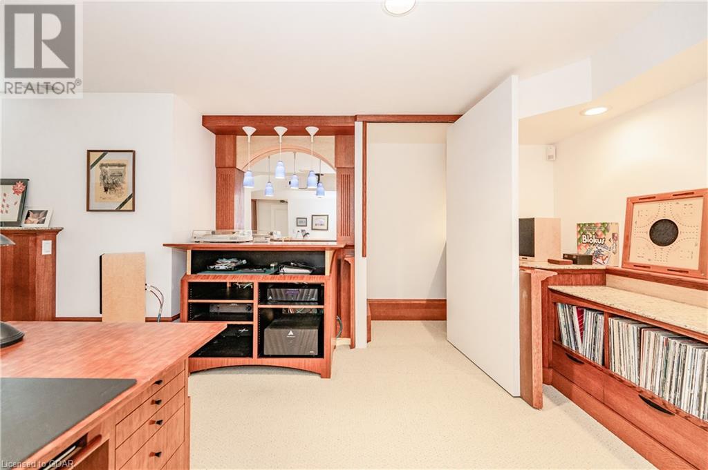 Listing 40399810 - Large Photo # 46