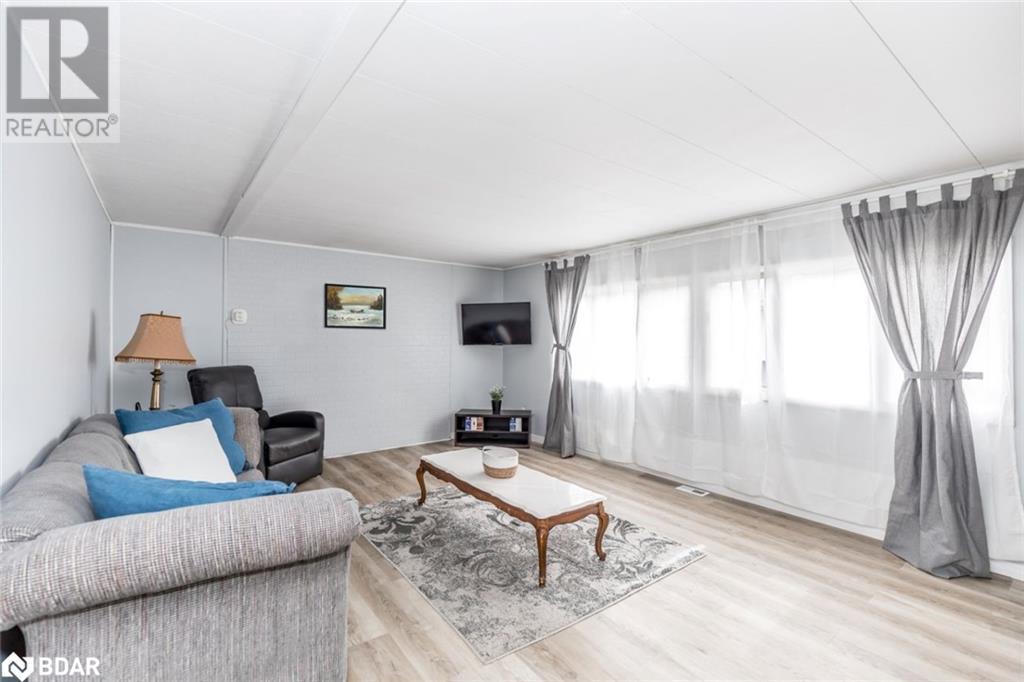 Listing 40400088 - Large Photo # 2