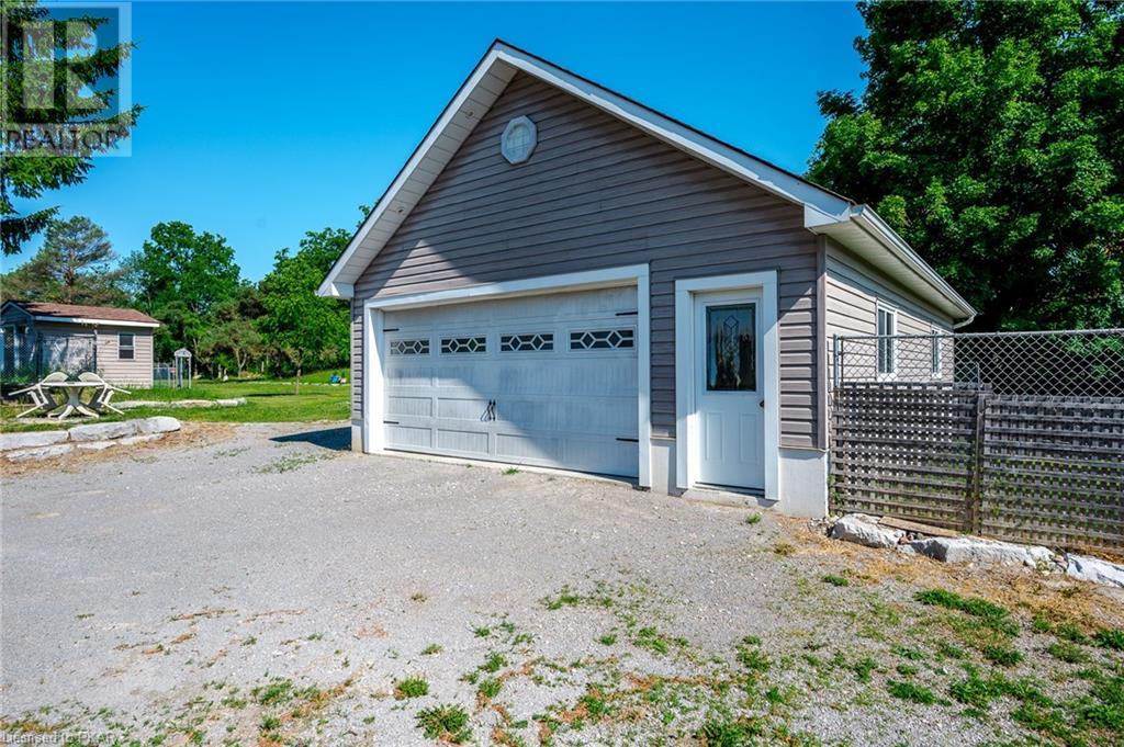 Listing 40400105 - Large Photo # 47