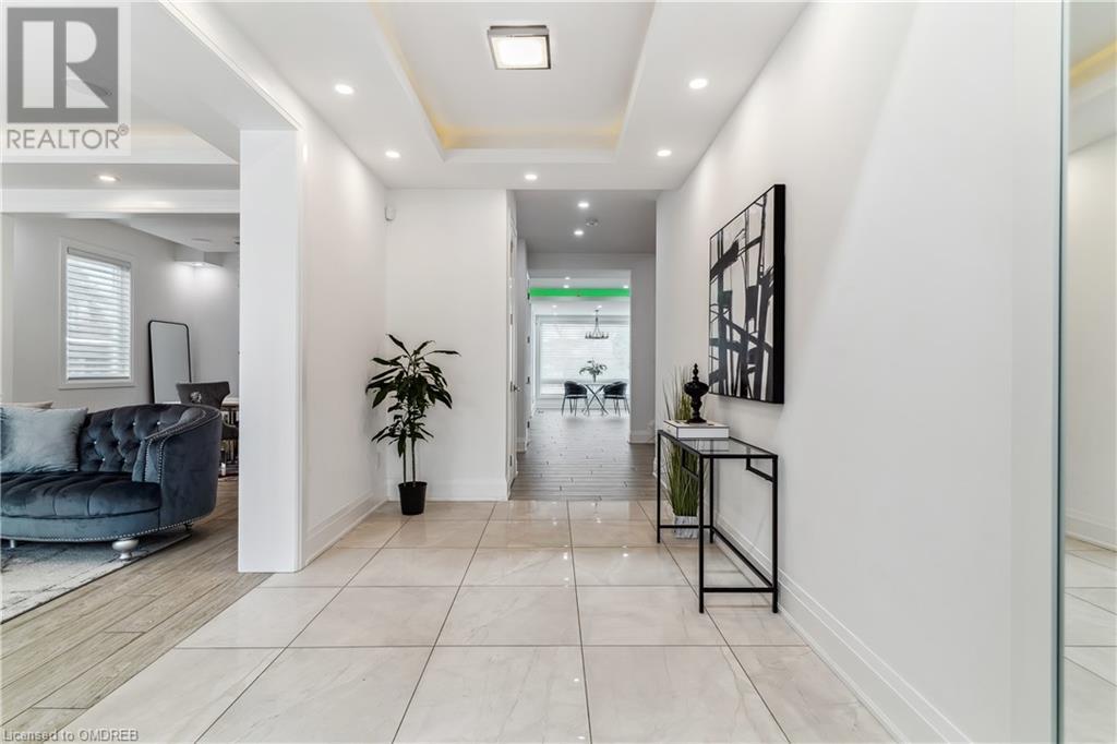 Listing 40400115 - Large Photo # 4