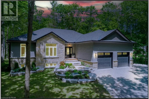 108 MITCHELL Crescent, Buckhorn