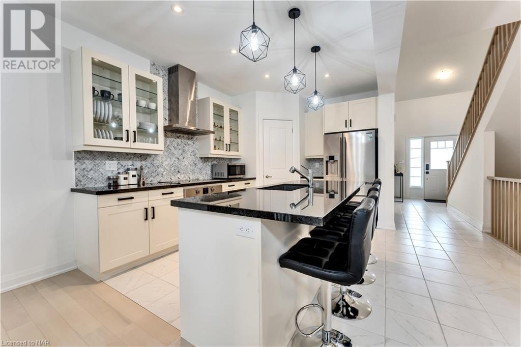 156 SCHOONERS Lane