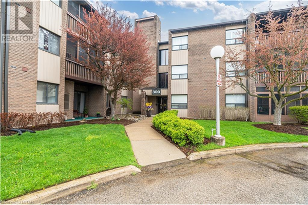 300 EVERGLADE Crescent Unit# 220, London