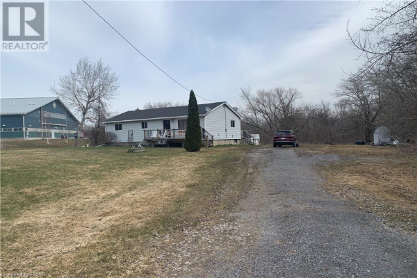 405 HIAWATHA Line, Keene