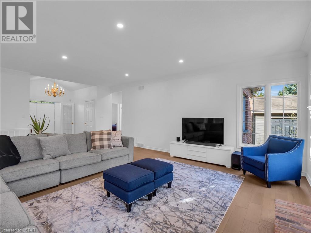 Listing 40402881 - Large Photo # 7