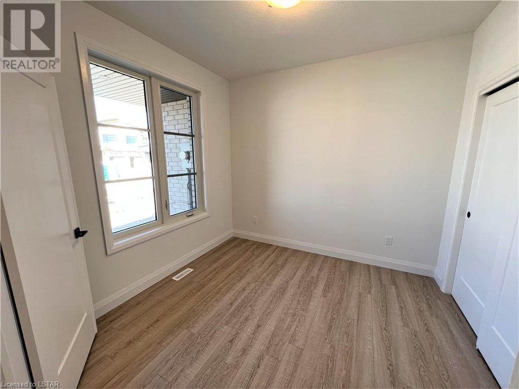Listing 40403057 - Large Photo # 3