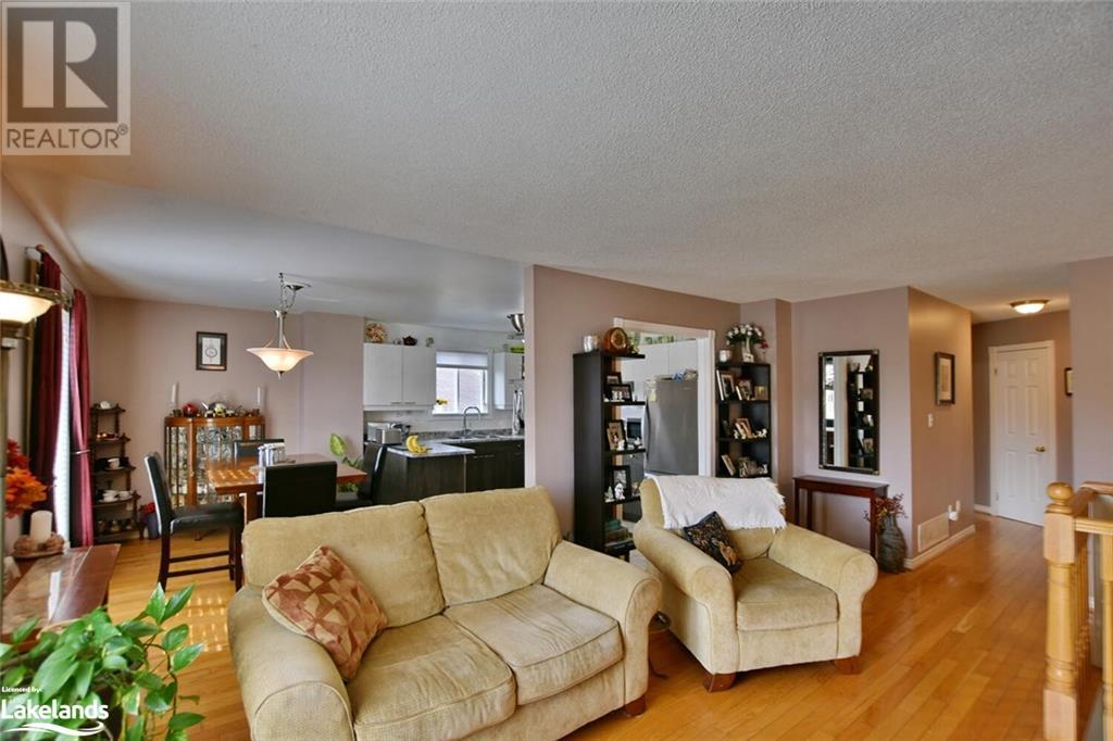 Listing 40403543 - Large Photo # 7