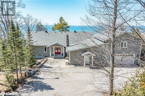 24 FINLEY Drive, Tiny