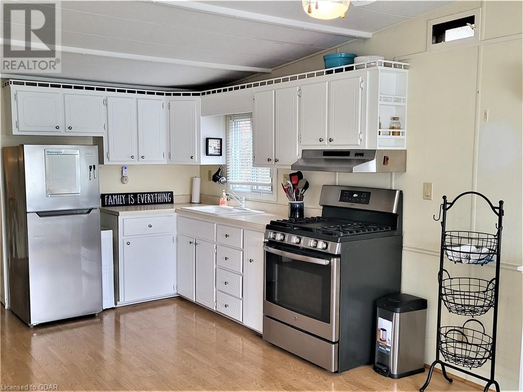 Listing 40403605 - Large Photo # 6