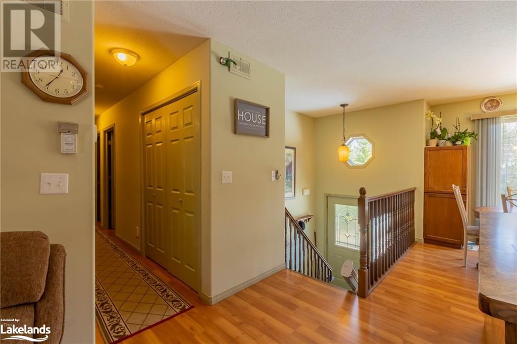 Listing 40403680 - Large Photo # 4