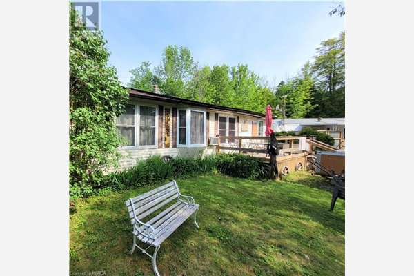 1802 COUNTY RD 121 Unit# 303, Fenelon Falls