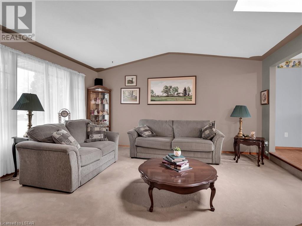 Listing 40403784 - Large Photo # 4