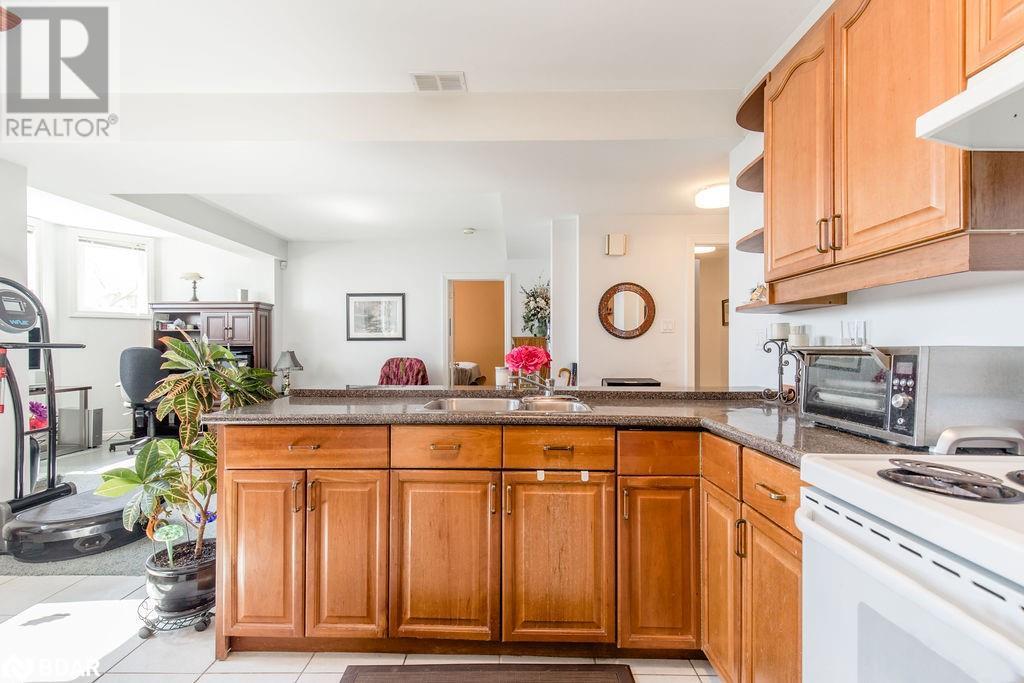 Listing 40404152 - Large Photo # 38