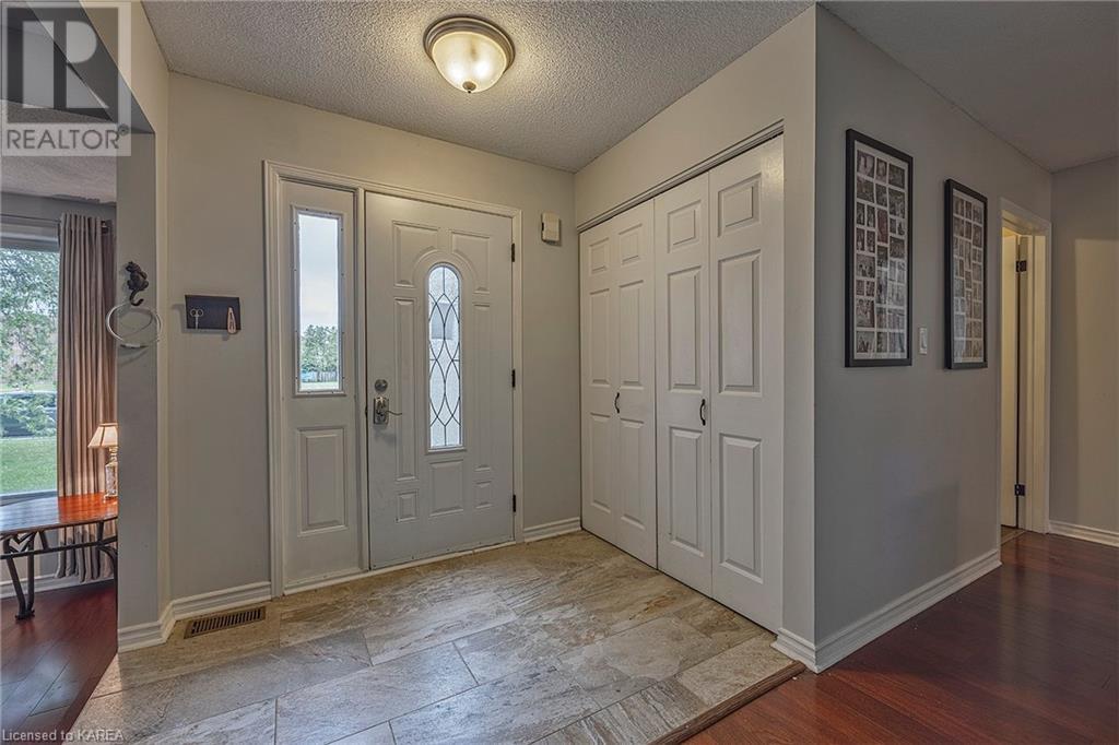 Listing 40404365 - Large Photo # 4