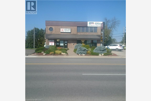 871 DUNDAS Street, Woodstock