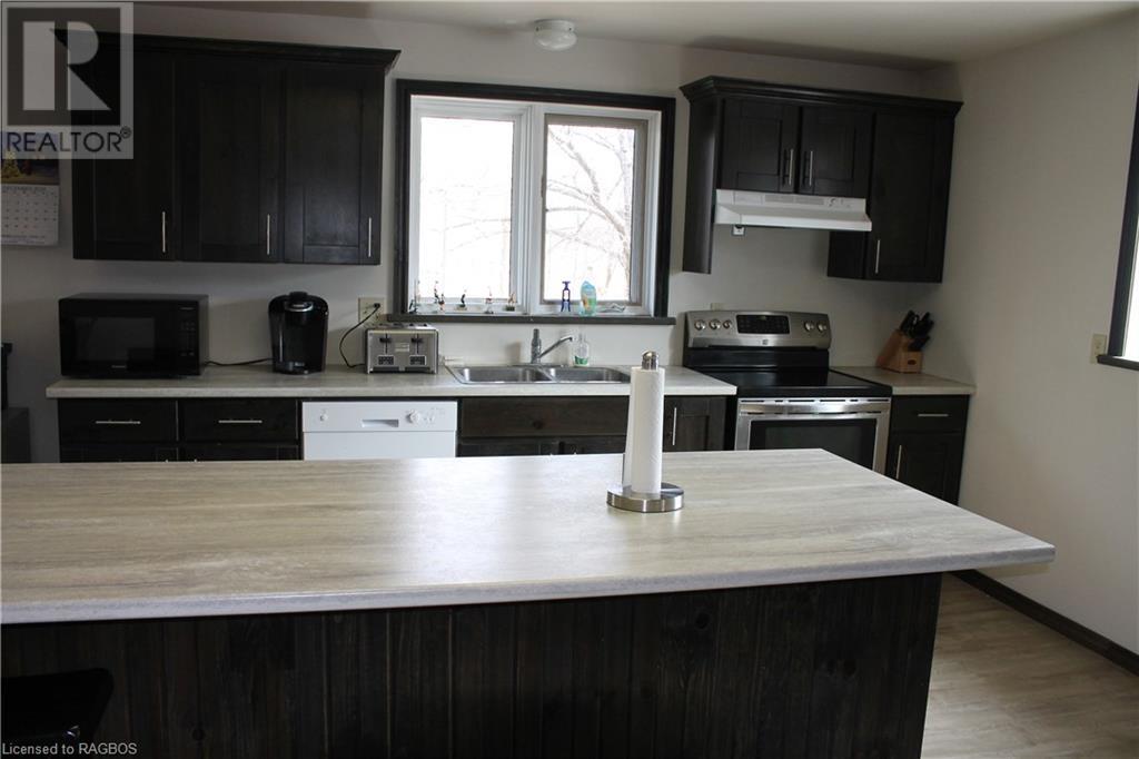 Listing 40406403 - Large Photo # 12
