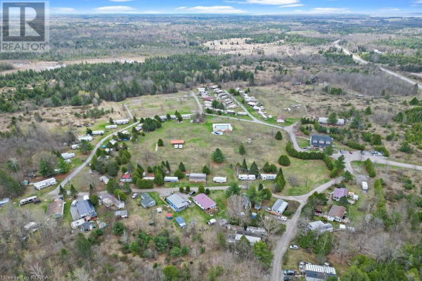1802 COUNTY ROAD 121 Unit# 332, Fenelon Falls