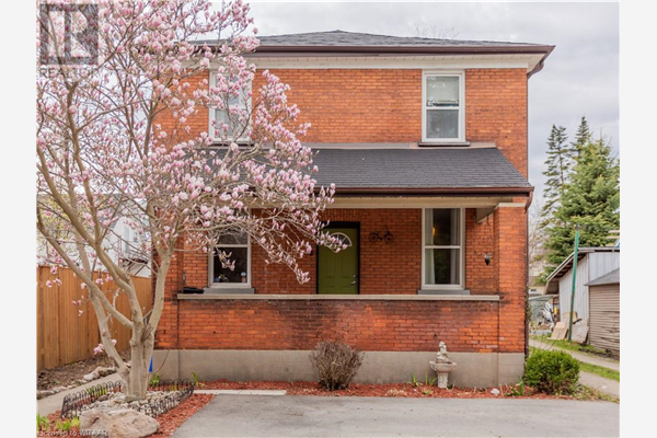 31 VICTORIA Street N, Woodstock