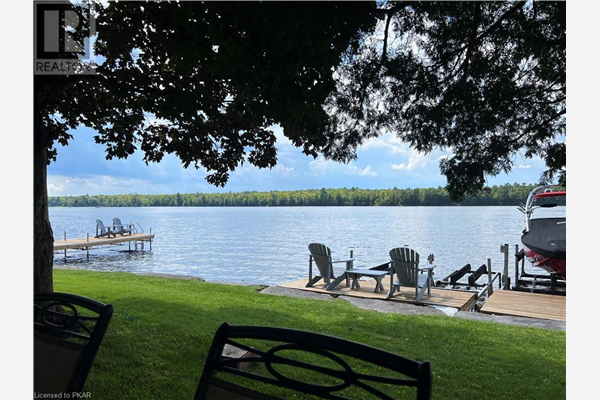 33 PINEWAY Court, Lakehurst