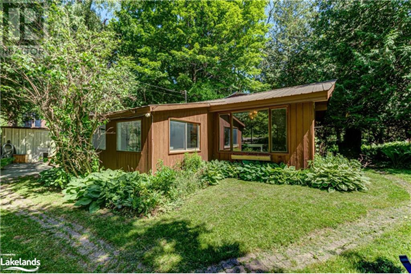 8825 9 COUNTY Road, Clearview