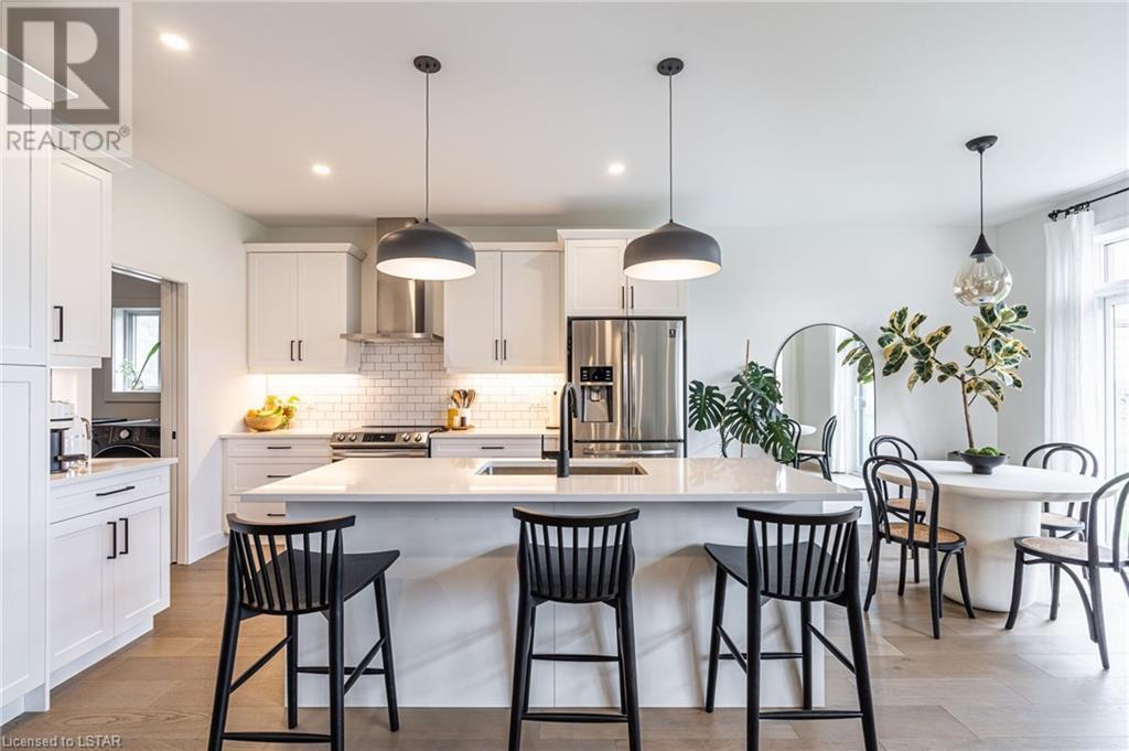 Listing 40407289 - Large Photo # 14