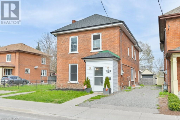 325 CHARLES Street, Belleville