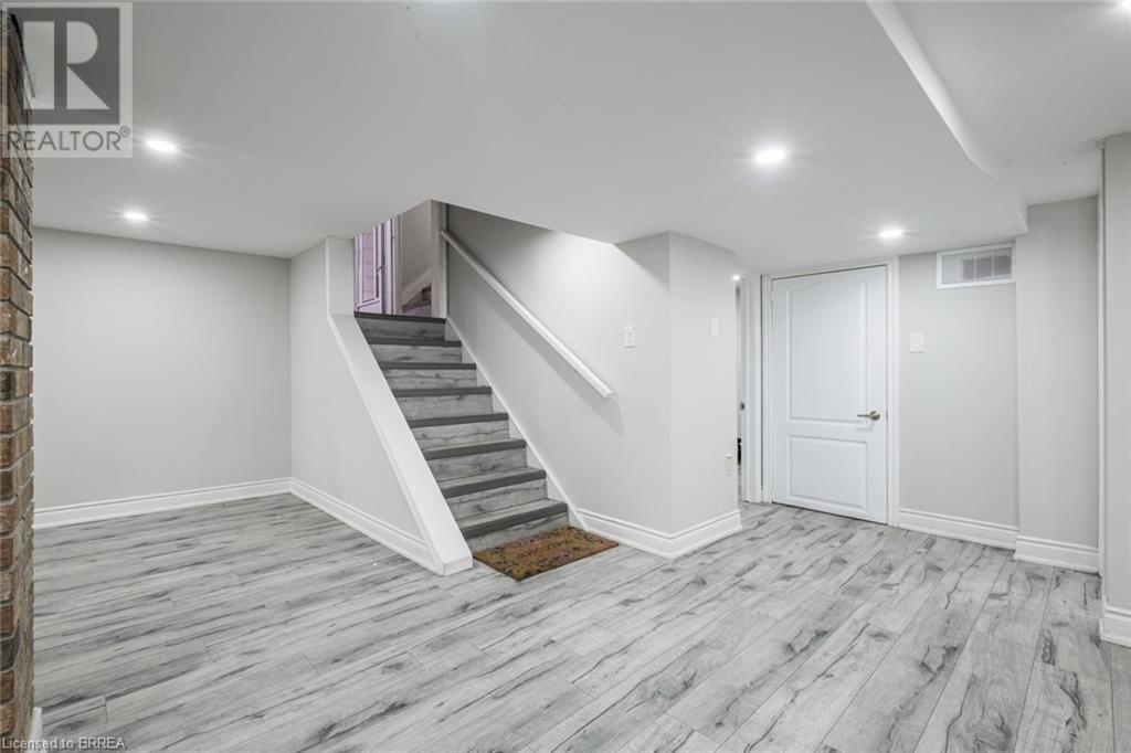 Listing 40408714 - Large Photo # 32