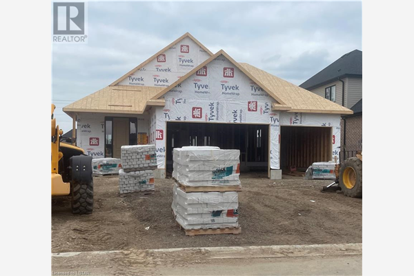 16 KELLY Drive, Thamesford