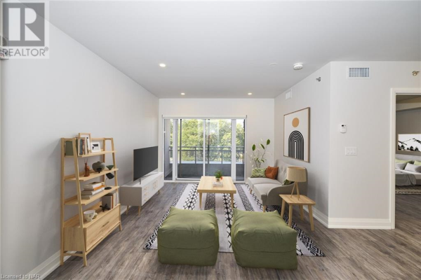 5698 MAIN Street Unit# 305, Niagara Falls