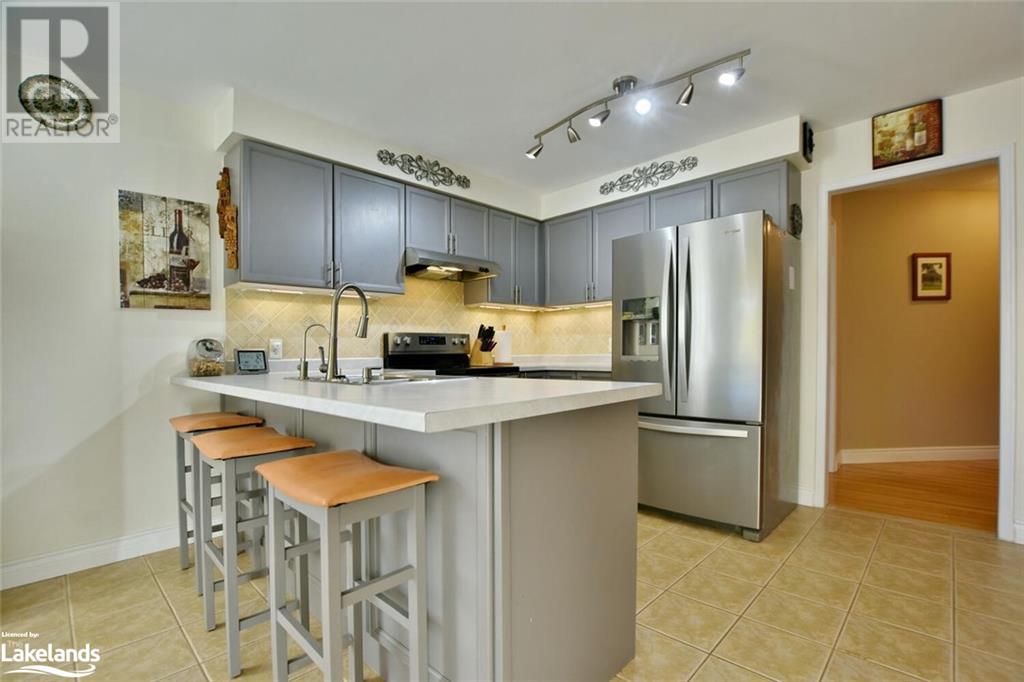 Listing 40409928 - Large Photo # 11