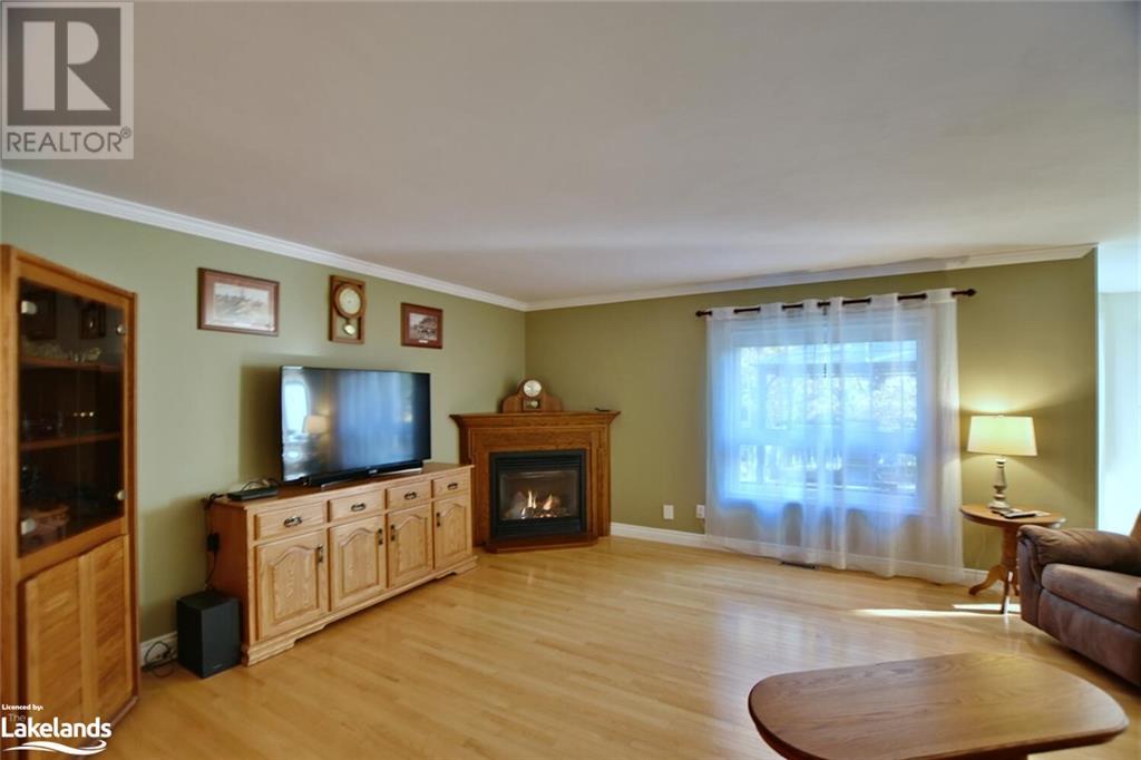 Listing 40409928 - Large Photo # 9