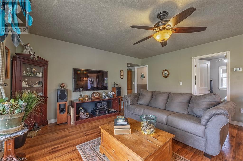 Listing 40410147 - Large Photo # 36
