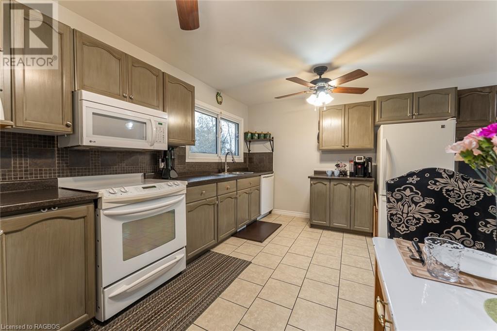 Listing 40411756 - Large Photo # 13