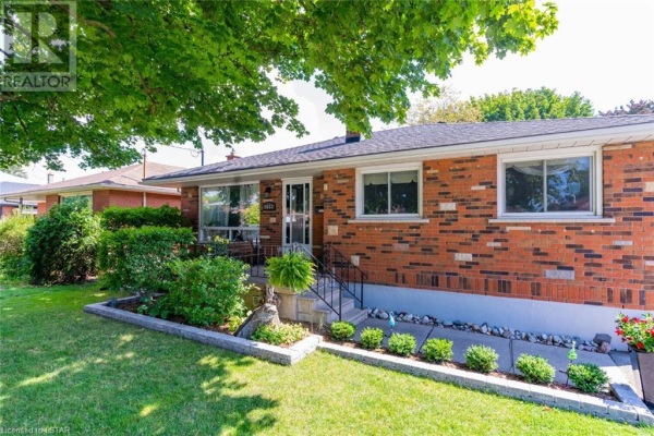 1683 WHITEHALL Drive, London