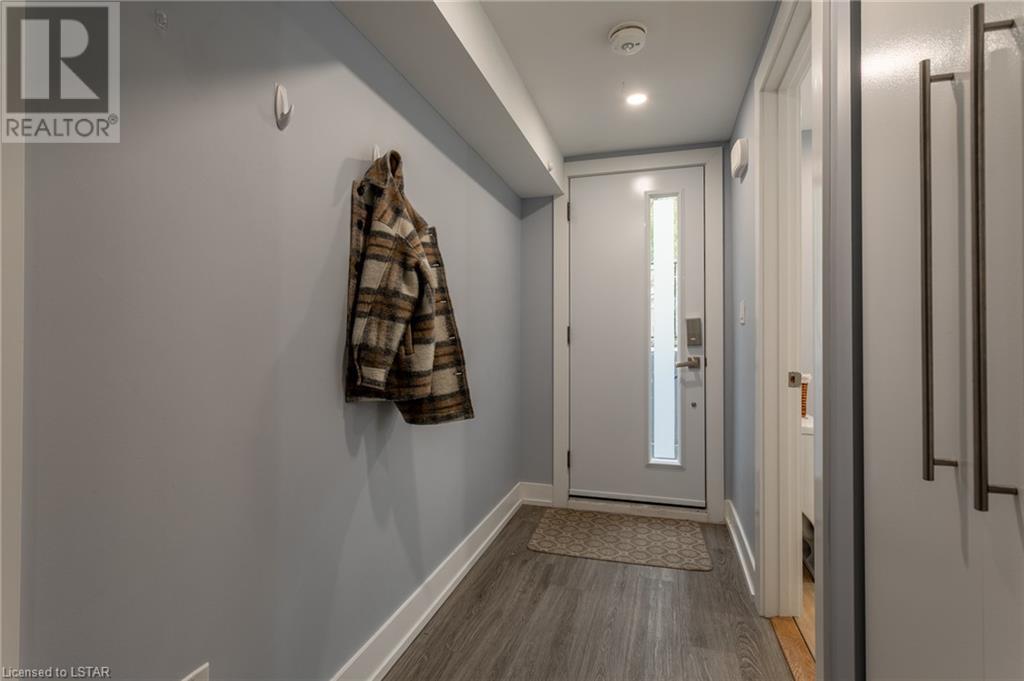Listing 40412273 - Large Photo # 19