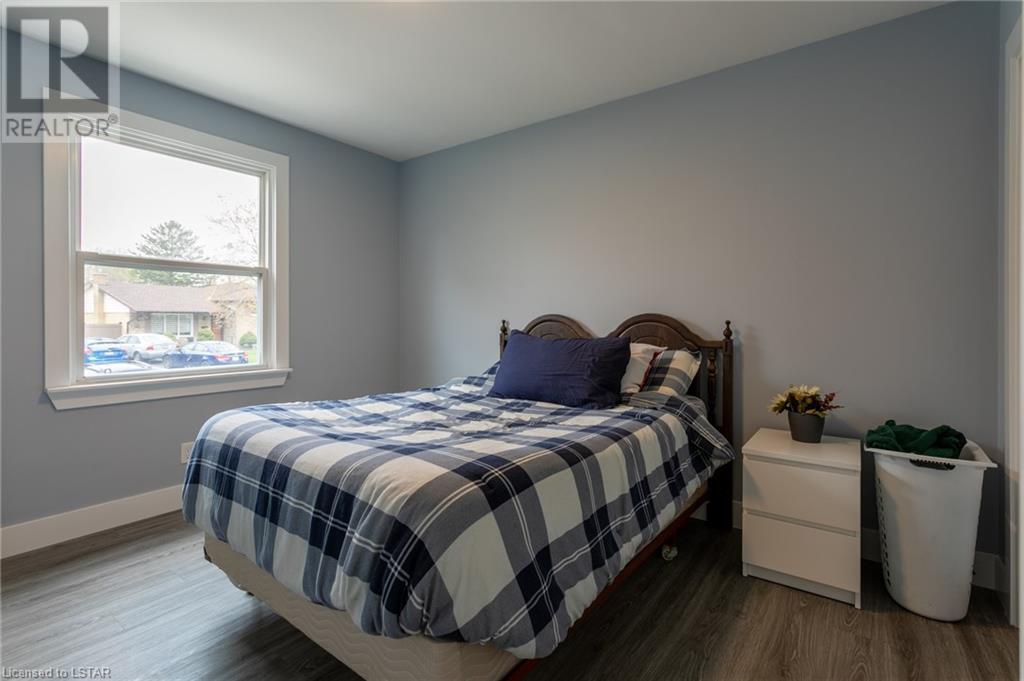 Listing 40412273 - Large Photo # 12