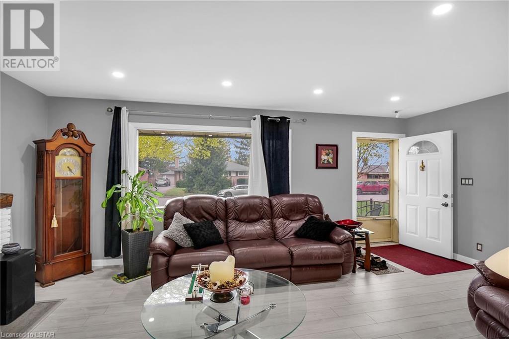 Listing 40412411 - Large Photo # 6